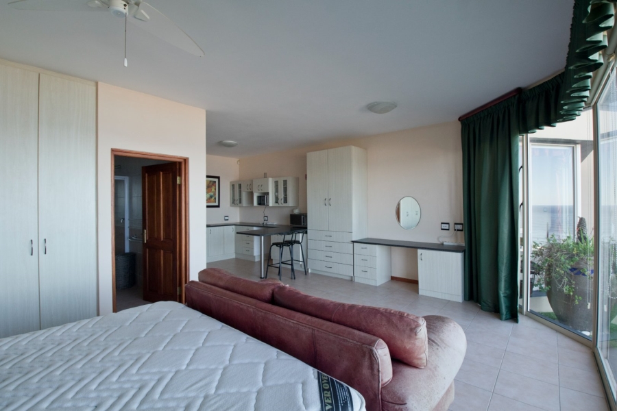 7 Bedroom Property for Sale in Outeniqua Strand Western Cape